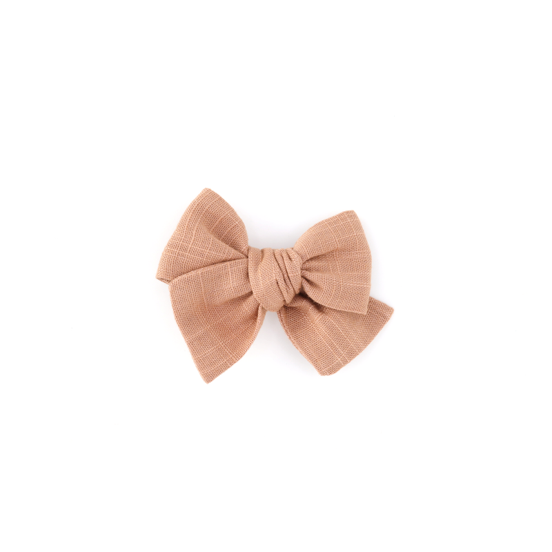 Mini Pinwheel Bow // Mocha Mousse