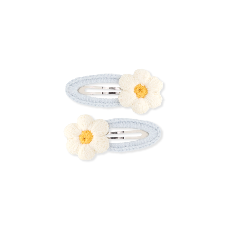 Crochet Daisy Clip // Sky