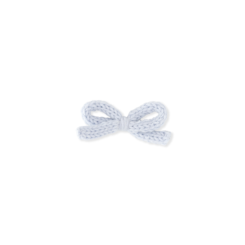 Crochet Ribbon Bow // Sky